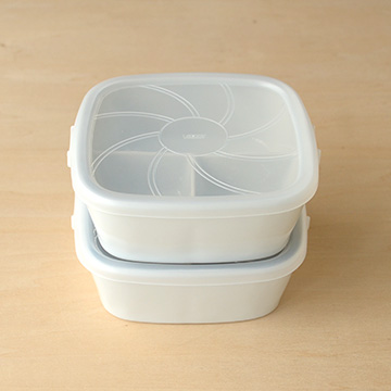 離乳食用ディープ３つ仕切り皿