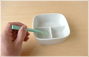 離乳食用３つ仕切り皿